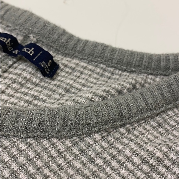 Crop Top - Picture 4 of 4